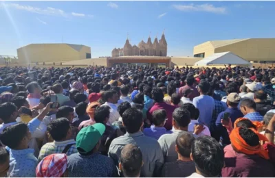 अबू धाबी के हिंदू मंदिर में उमड़ी श्रद्धालुओं की भीड़, पहले ही दिन 65 हजार लोगों ने किए दर्शन; भीड़ देख रह जाएंगे दंग