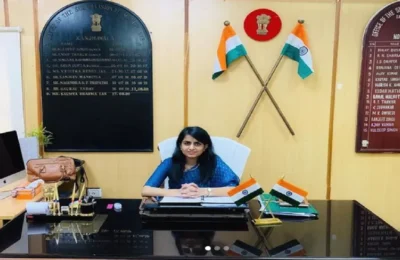 बिना कोचिंग के स्व-अध्ययन के बल पर यूपीएससी किया क्रैक, AIR 9 हासिल कर आईएएस बनीं सौम्या शर्मा