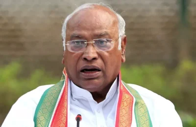 कांग्रेस को बंगाल में अभी भी गठबंधन की आस, TMC के उम्मीदवारों का एलान करते ही खरगे का आया बयान