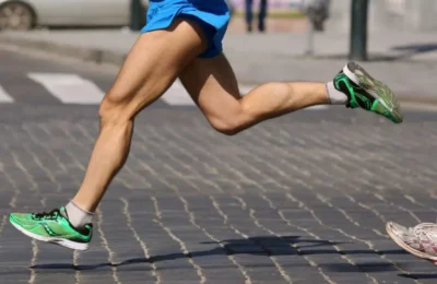 महिला धावक का फर्जी इंस्टाग्राम अकाउंट बनाकर किए अश्लील कमेंट, फोटो के साथ भी हुई छेड़छाड़