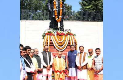 UP: सीएम योगी ने प्रदेश के प्रथम मुख्यमंत्री को दी श्रद्धांजलि, बोले- भारत माता के महान सपूत थे गोविंद बल्लभ