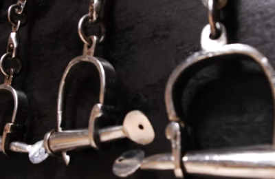 प्रयागराज में अवैध असलहा फैक्ट्री का भंडाफोड़, सरगना सहित पांच गिरफ्तार