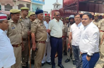 पूर्व मंत्री अमरमणि त्रिपाठी के कार्यालय पर कुर्की करने पहुंची बस्‍ती पुलिस, इस अपहरण कांड से जुड़ा है नाम