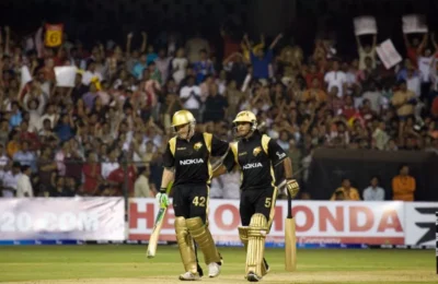 16 साल का हुआ IPL, इस लीग में किस बल्लेबाज ने मारा पहला छक्का? एक ही ओवर में दर्ज हुए दो ऐतिहासिक रिकॉर्ड