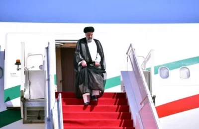 इजरायल से तनाव के बीच पाकिस्तान पहुंचे ईरानी राष्ट्रपति, दोनों देशों के संबंधों को सुधारने पर देंगे जोर