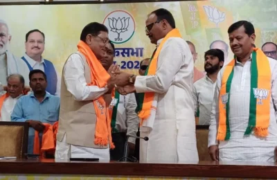 पूर्व मंत्री और कांग्रेस के पूर्व सांसद समेत कई नेता भाजपा में शामिल, ब्रजेश पाठक ने द‍िलाई पार्टी की सदस्यता
