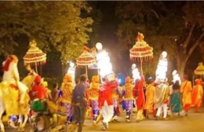 दुल्हन की डिमांड पर बैंड-बाजा, बरात लेकर आया दूल्हा, युवती ने फेरे लेने से किया इनकार, बोली- मैं तो सरकारी नौकर से करूंगी…