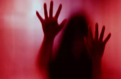 दुष्‍कर्म का विरोध करने पर मिली खौफनाक सजा, दो बच्‍चों की मां को उतारा मौत के घाट