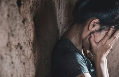 छोटी बहन के अश्लील फोटो खींचकर बड़ी बहन को भेजता था आरोपी, यूपी पुलिस ने सिरफिरे प्रेमी का कर दिया इलाज