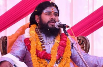 रुद्रप्रयाग: दिल का दौरा पड़ने से ओंकारेश्वर मंदिर के वेदपाठी का निधन, अंतिम यात्रा में उमड़ी लोगों की भीड़