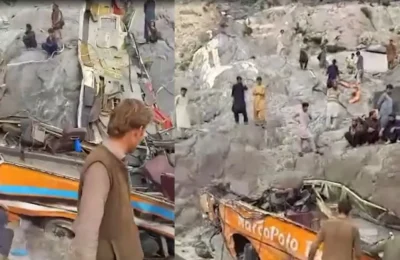 पाकिस्तान में बड़ा हादसा, पहाड़ी इलाके से जा रही बस सिंधु नदी के क‍िनारे पलटी; 20 लोगों की मौत