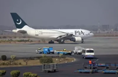 Pakistan के विमान में ‘बदबू’ से मचा हड़कंप, दुबई से इस्लामाबाद जा रही थी फ्लाइट, जांच में सामने आई ये बात