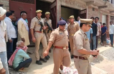 प्रेमी के ल‍िए जल्‍लाद बनी बेटी, आधी रात में प‍िता को उतारा मौत के घाट