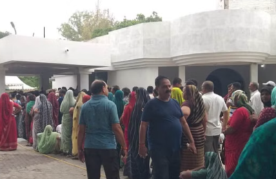 चारधाम यात्रा : रेलवे स्टेशनों पर सुरक्षा को लेकर SOP जारी, डीजीपी ने कड़ी सुरक्षा के दिए निर्देश