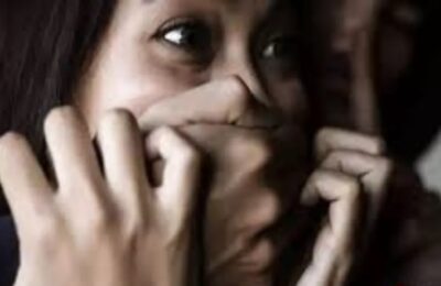 दरिंदगी की दास्तां सुन कांप जाएगी रूह,पहले सामूहिक दुष्कर्म फिर महिला के गुप्तांग में डाल दी शराब की बोतल