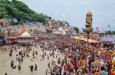 पहाड़ों पर बारिश से गंगा में भारी सिल्ट, UP सिंचाई विभाग ने रोका पानी