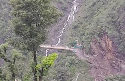 रौंगती नाले के पास टूटा पहाड़, 130 एमएम बारिश से दहला बेरीनाग; आदि कैलाश यात्री फंसे