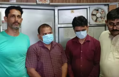 सहारनपुर में डॉक्टर और एकाउंटेंट रिश्वत लेते गिरफ्तार; विजिलेंस टीम ने नोट गिनने के लिए मंगाईं चार मशीनें