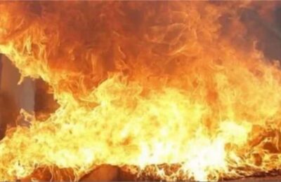 शाहदरा इलाके में एक घर में आग लग गई, जिसमें दो लोगों की गई जान