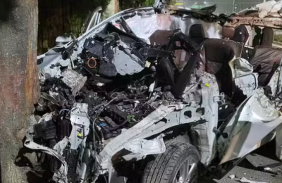 कंटेनर और इनोवा कार के बीच हुई जबरदस्त टक्कर छह युवक-युवतियों की दर्दनाक मौत