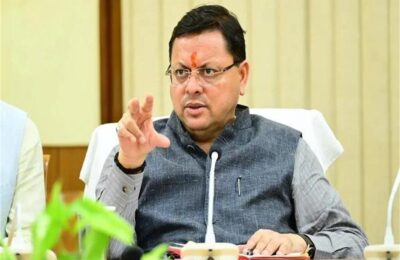 ‘तीन तलाक’ के खिलाफ लड़कर मिसाल बनी शायरा बानो ने धामी से मुलाकात की