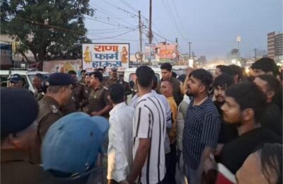 होली मिलन कार्यक्रम में पहुंचे मंत्री प्रेमचंद अग्रवाल, साथ ही लोगों ने मुर्दाबाद के नारे लगाते हुए अपनी नाराजगी प्रकट की