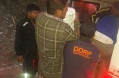 रुद्रप्रयागः 300 मीटर गहरी खाई में वाहन गिरने से, 1 घायल जबकि 2 लोगों की मौत