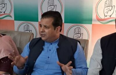 रुद्रपुर: धामी सरकार के 3 साल पूरे होने पर जहां बीजेपी में जश्न, वहीं कांग्रेस ने 3 साल को बताया फेल