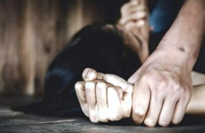सगाई के बाद युवती को युवक प्री-वेडिंग के बहाने उत्तराखंड लेकर गया, किया दुष्कर्म