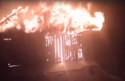 भामा गांव के तिमंजिला मकान में लगी भीषण आग…वृद्धा की मौत