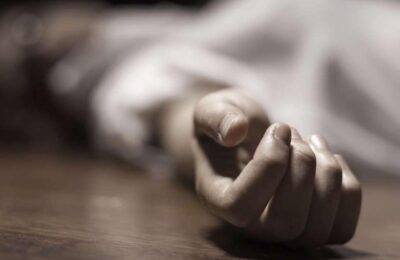 देहरादून: दुकान से बरामद युवक का शव, गले में लिपटा मिला रूमाल