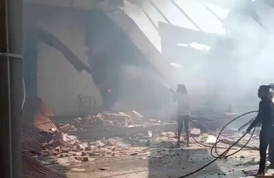 पटाखा फैक्ट्री में लगी भीषण आग, 13 लोगों की जलकर मौत