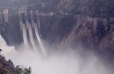 भारत ने खोले सलाल डैम और बगलिहार बांध के गेट, पाकिस्तान पर मंडराया बाढ़ का खतरा