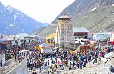 केदारनाथ हेली सेवा पर अग्रिम आदेश तक रोक, होटल की कई बुकिंग रद्द