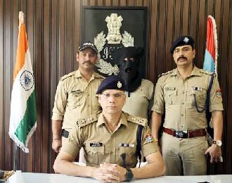 रुद्रपुर में डबल मर्डर का वांछित अभियुक्त सागर हुड़िया गिरफ्तार