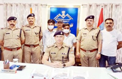 रुद्रपुर का माहौल खराब करने वालों पर चला एसएसपी मणिकांत मिश्रा का डंडा