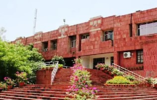 जेएनयू ने 80% तक कम कर दी विदेशी छात्रों कि फीस