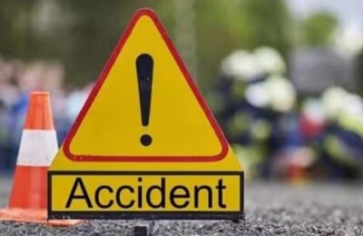 देहरादूनआईएसबीटी फ्लाईओवर के पास भीषण हादसा, बस की चपेट में आई स्कूटी सवार युवती
