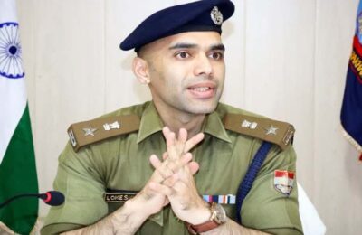 पूर्व IPS लोकेश्वर सिंह की मुश्किलें बढ़ी, हिरासत में रखने और नग्न कर पीटने के मामले में दोषी करार