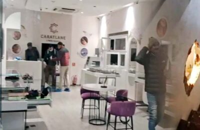 डायमंड शोरूम में करोड़ों की चोरी, DIG-DM ऑफिस के पास लूट