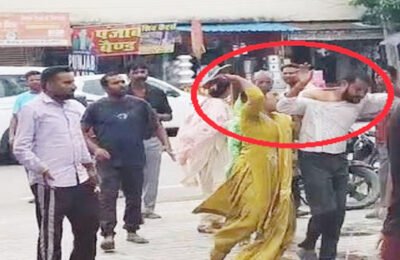 शादी से इनकार करने पर प्रेमिका का फूटा गुस्सा, प्रेमी को चप्पलों से पीटा