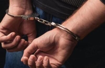 फर्जी IPS बनकर लोगों को ठगने का आरोप, दिल्ली से गिरफ्तार हुआ यशोवर्धन