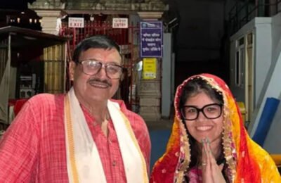 Kainchi dham पहुंचीं ‘हनुमान अंश’ की युवा प्रोड्यूसर अनुप्रिया नागर, बाबा नीम करौरी के दर पर टेका मत्था